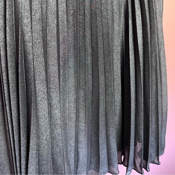 MIDI skirt - Picture 2 of 3